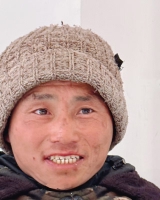 [男]约1984年出生2025年黑龙江佳木斯救助韩遥找家2504171254*